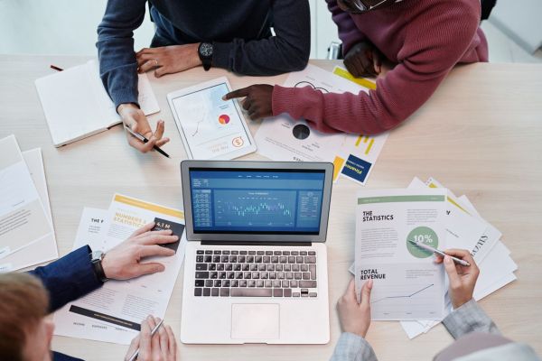 Comment suivre ses positions SEO local pour optimiser votre visibilité